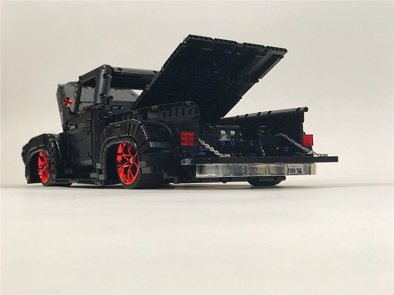 MOC 37562 Classic Ford F100 Designed By Loxlego