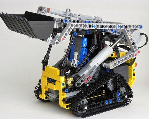 MOC -13349 Compact Tracked Loader by Nico71