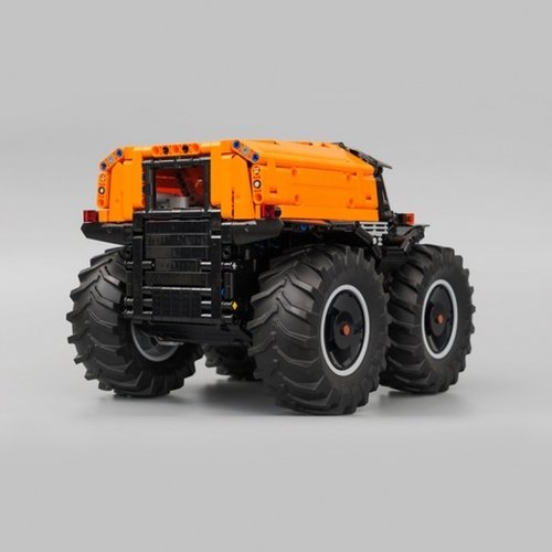 MOC 10677 Technic SHERP ATV by KevinMoo